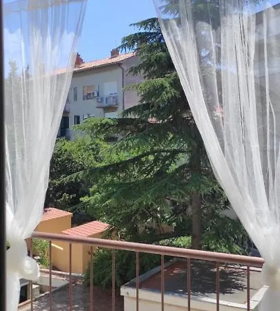 Mair 스플리트